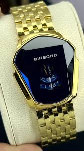 Stylish Mens Quartz Watch With Chain Strap Elegant Durable Quality Reliable Performance